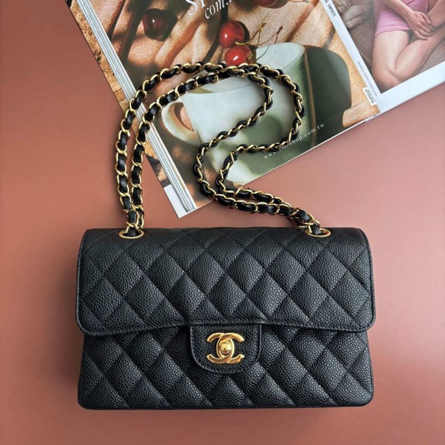 ::CHANEL:: CF23 COCO 23 黑金釦肩背包 經典口蓋包 天菜尺寸-0
