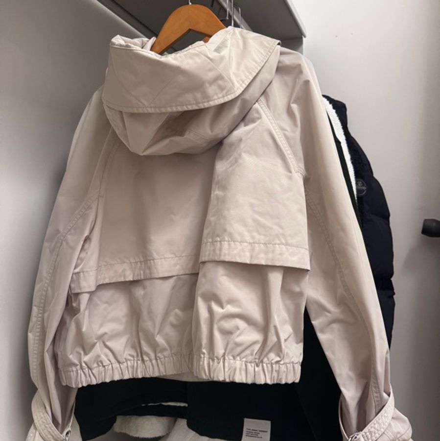 Moncler Houlgate 連帽防風外套-8