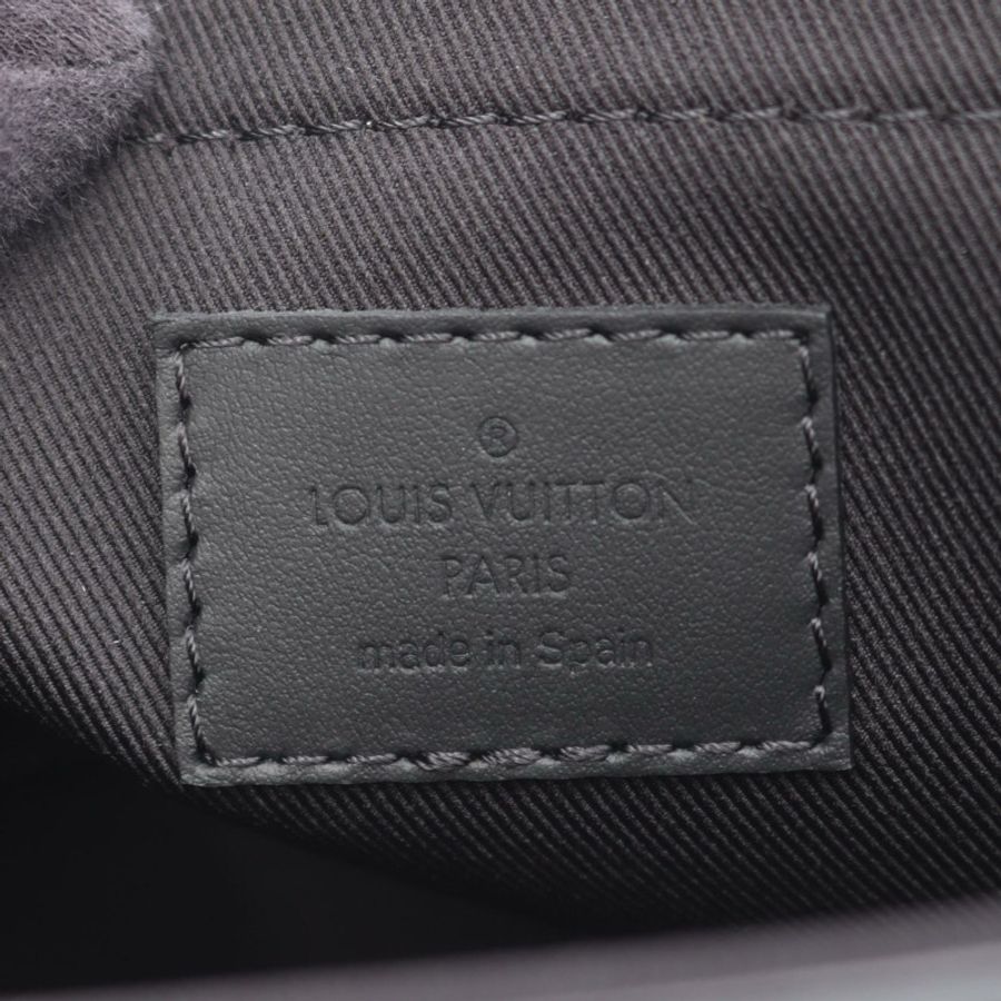路易威登 S Cape Messenger 單肩包 M46794 Monogram Eclipse 帆布 二手-3