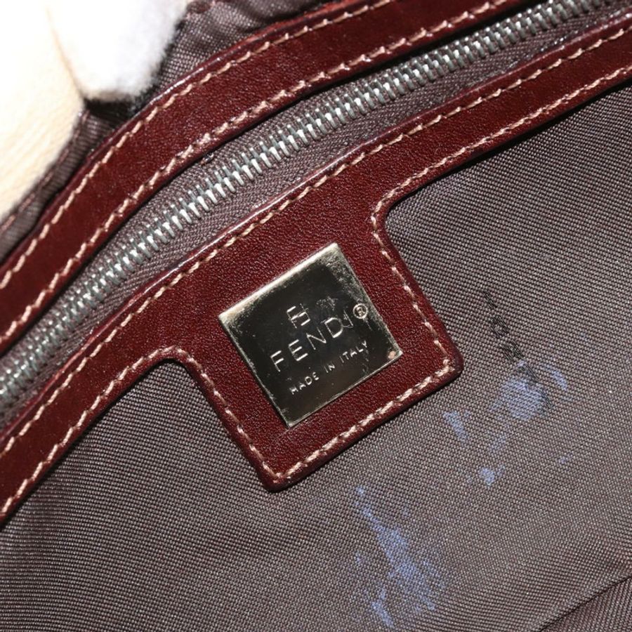 【日本直送】FENDI Zucca帆布Mamma Baguette肩背包 米色 銀色 正品 183769SAV-22