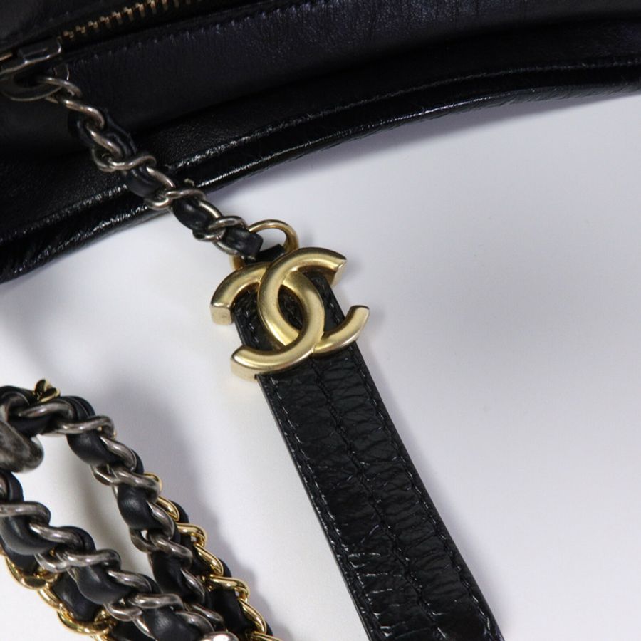 CHANEL 牛皮皮革Gabrielle Small鏈帶肩背袋-7