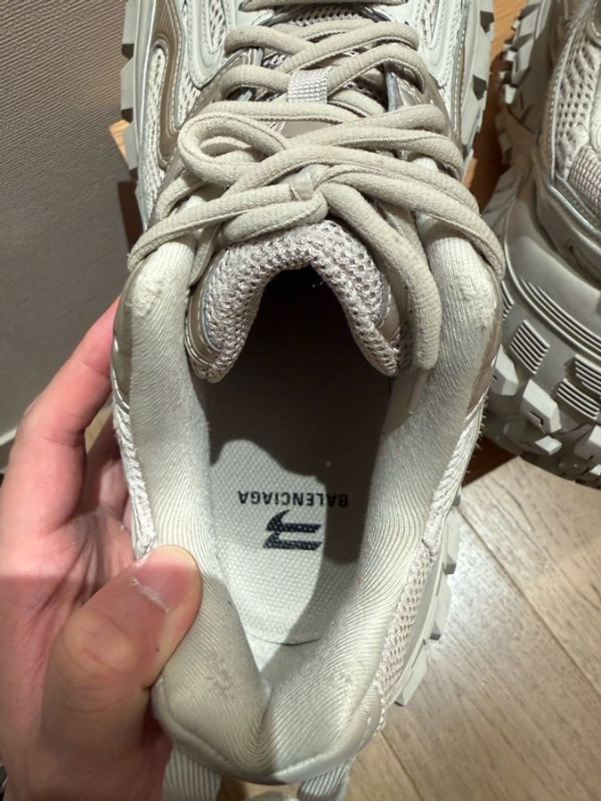 二手 Balenciaga 米色bouncer輪胎鞋-2