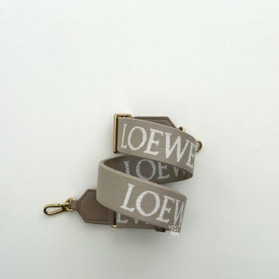 99新🆕 LOEWE 羅意威 揹帶 米色金棕金釦-0