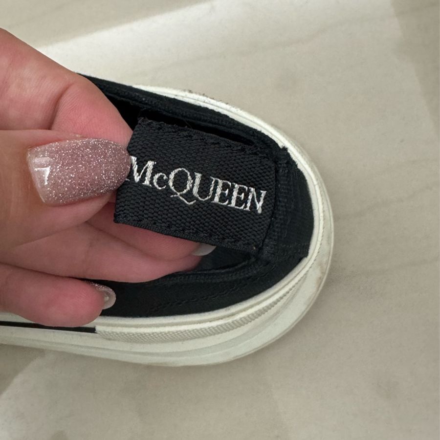 MCQ黑/白厚底鞋38號-42