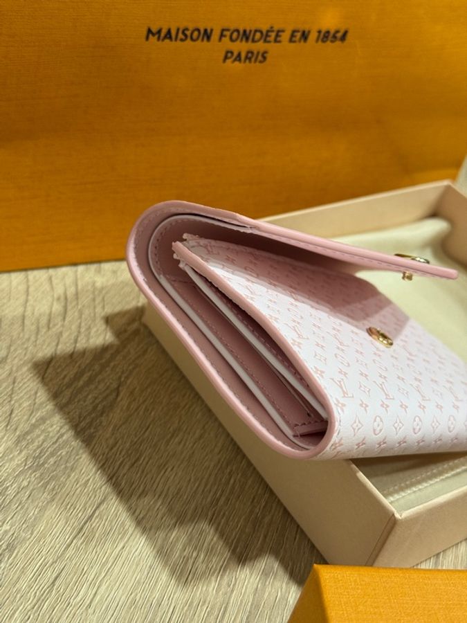 LV草莓牛奶短夾（🇯🇵限定款）-6