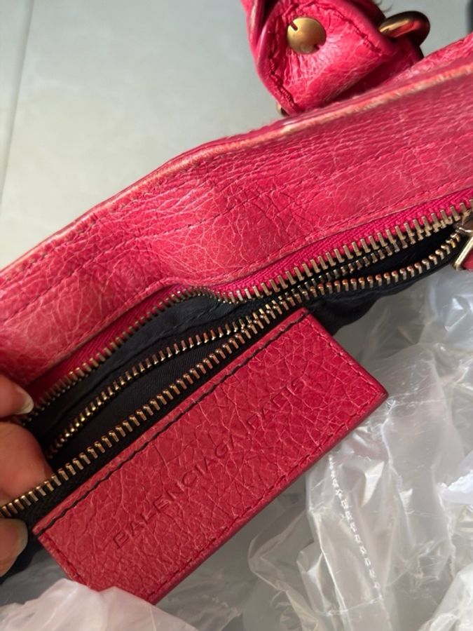 Balenciaga 巴黎世家機車包底長42大號西瓜紅。-6