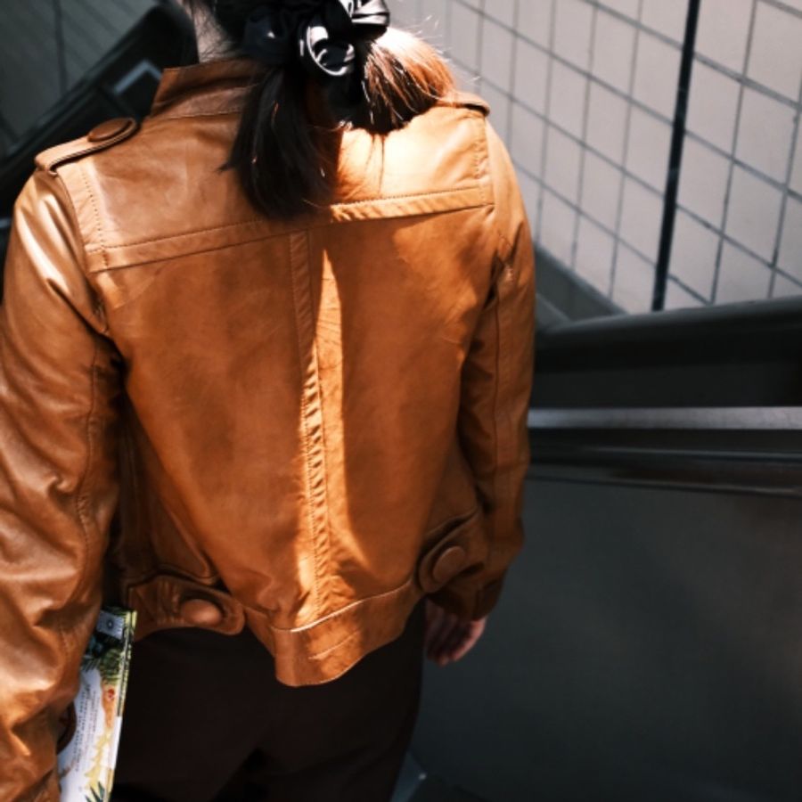 Thomas Burberry 2000s 絕版復古焦糖色大鈕釦立領小羊皮皮衣外套-6