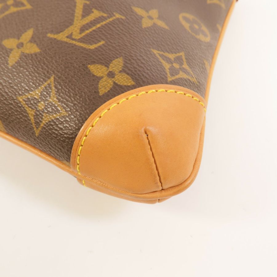 LOUIS VUITTON Monogram Coussin GM肩背袋-10