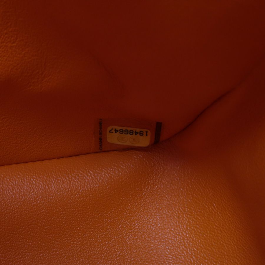 CHANEL 漆皮皮革Large Classic鏈帶肩背袋-7