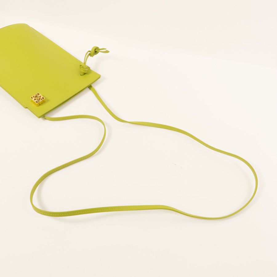 LOEWE 牛皮皮革Dice Pocket肩背袋-5