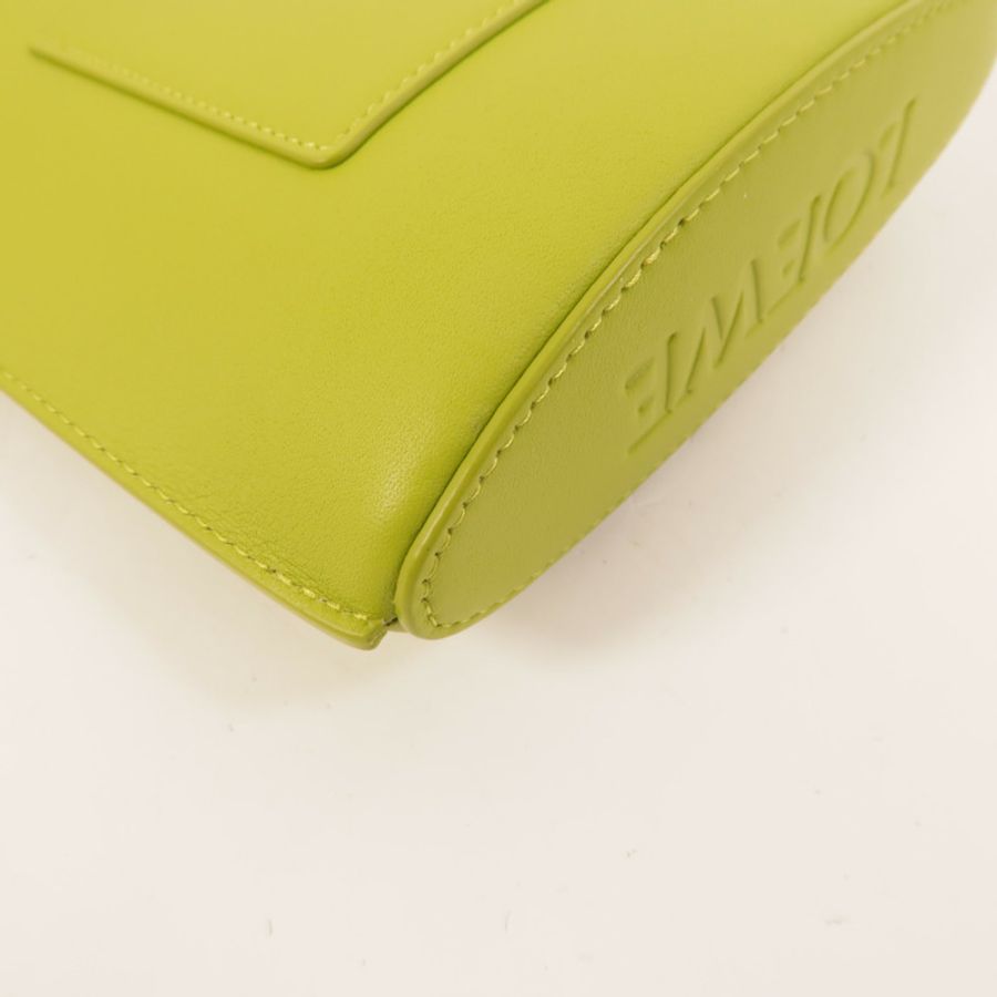LOEWE 牛皮皮革Dice Pocket肩背袋-11