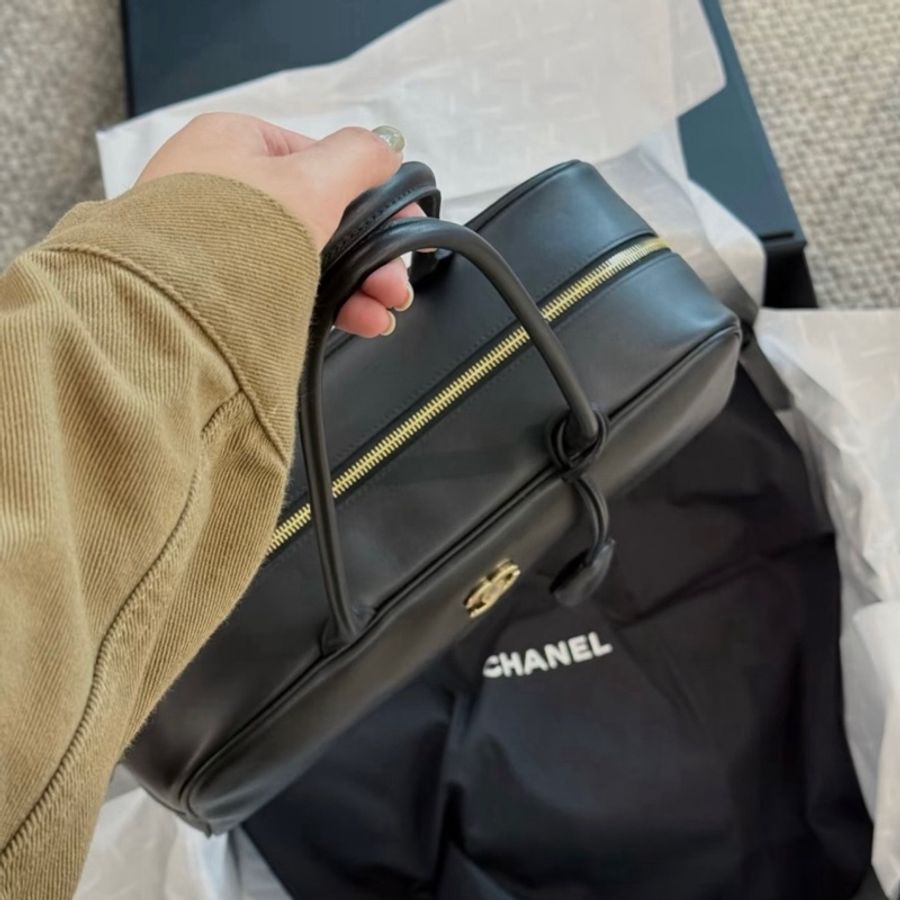 閒置新⭐Chanel香奈兒26S新款黑金保齡球單肩包 芯片款 底長36cm-2