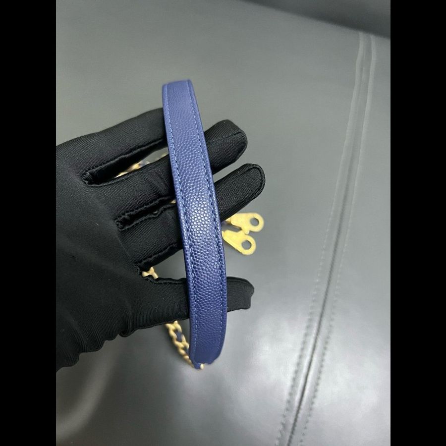 Chanel Coco Handle small
荔枝牛皮藍色x蜥蜴皮手柄-3