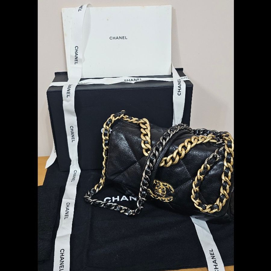 香奈兒 CHANEL 19 口蓋包 26cm-13