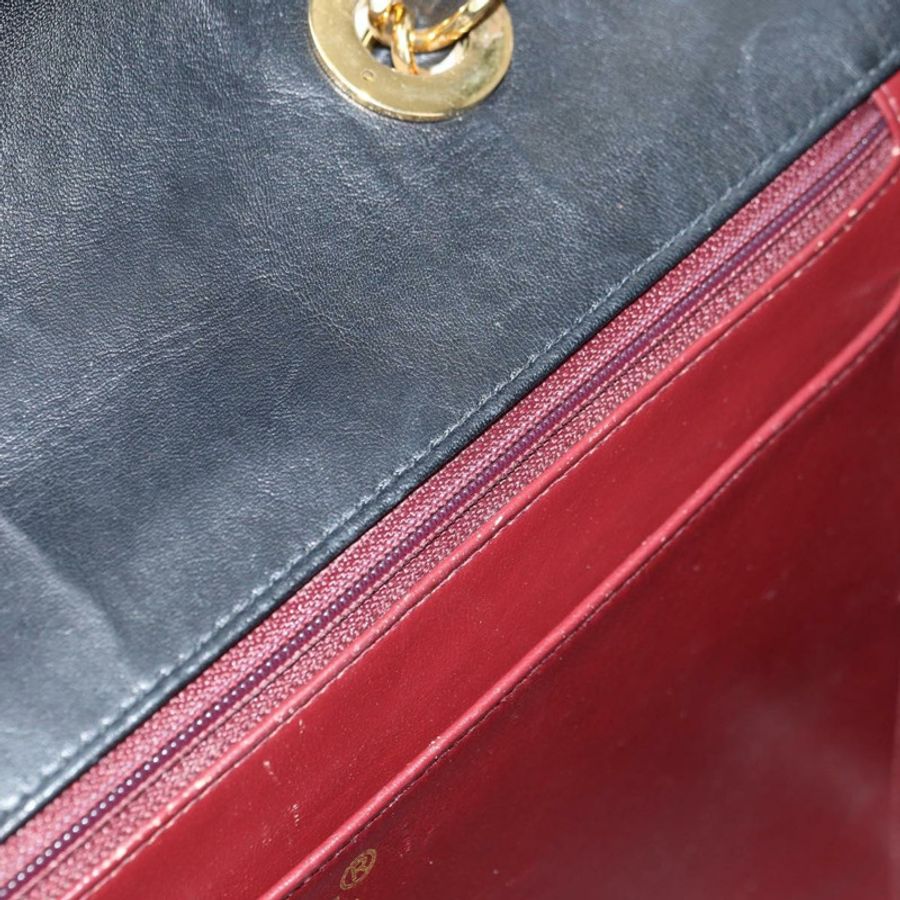 【日本直送】香奈兒鏈條肩背包，羊皮材質，黑色，金色雙C標誌，正品 ka4618SAV-28