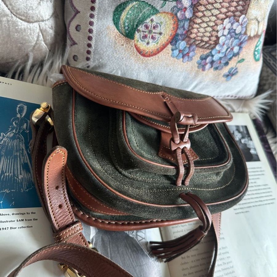 羅意威 Loewe Anagram Shoulder Bag Suede Green 狩獵系列 crossbody bag 墨綠色拼啡色 中古包 手袋 斜背包-4