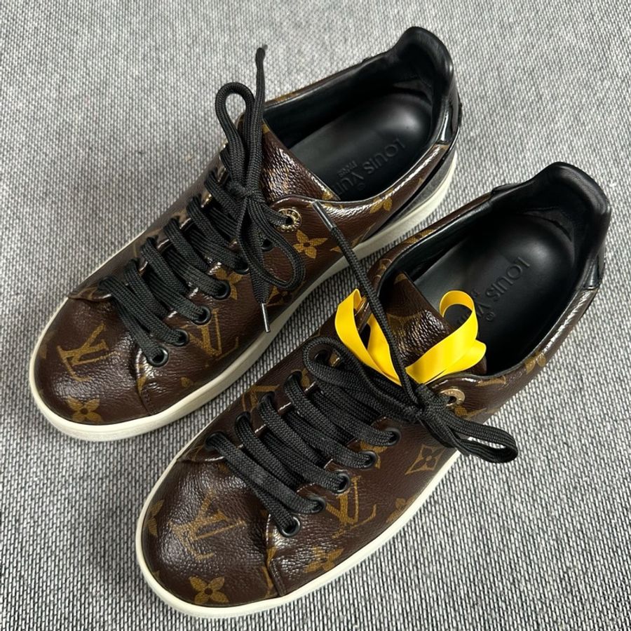 LOUIS VUITTON/Lv 漆面運動 低幫 時尚板鞋   尺碼：35.5-0