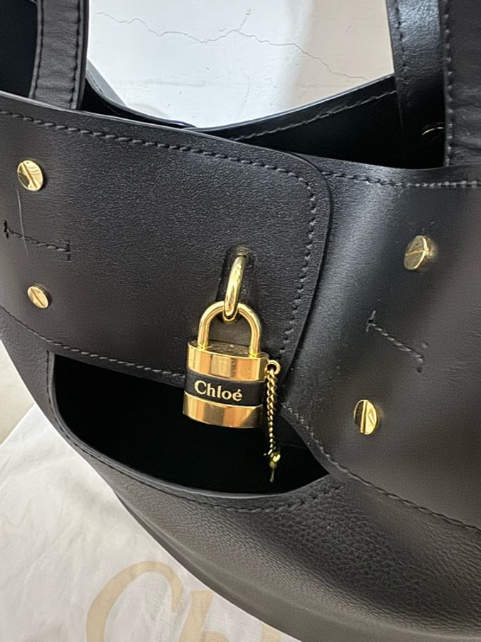 二手精品自售🔒 閒置絕版經典 Chloé鎖頭托特包,outlet購入-1