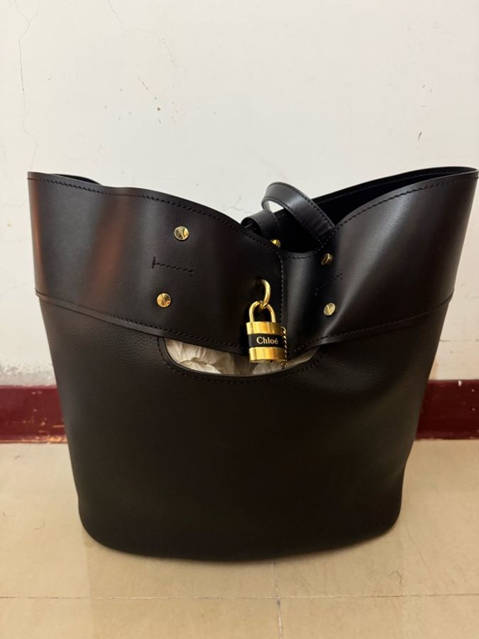 二手精品自售🔒 閒置絕版經典 Chloé鎖頭托特包,outlet購入-5