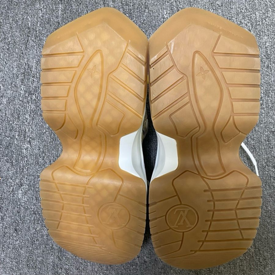 LOUIS VUITTON/路易威登Archlight 2.0 Platform運動休閒鞋  尺碼：39-4