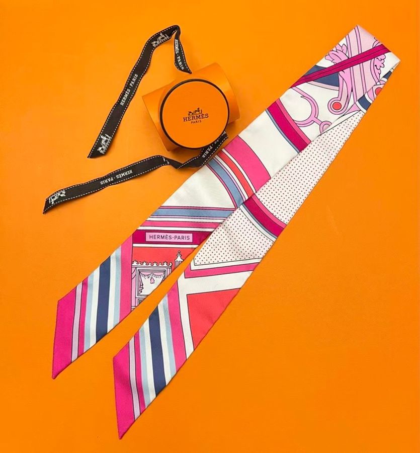 Hermès George Washington's Carriage Detail Twilly （閒置未使用）-1