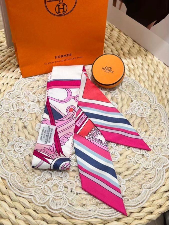 Hermès George Washington's Carriage Detail Twilly （閒置未使用）-3