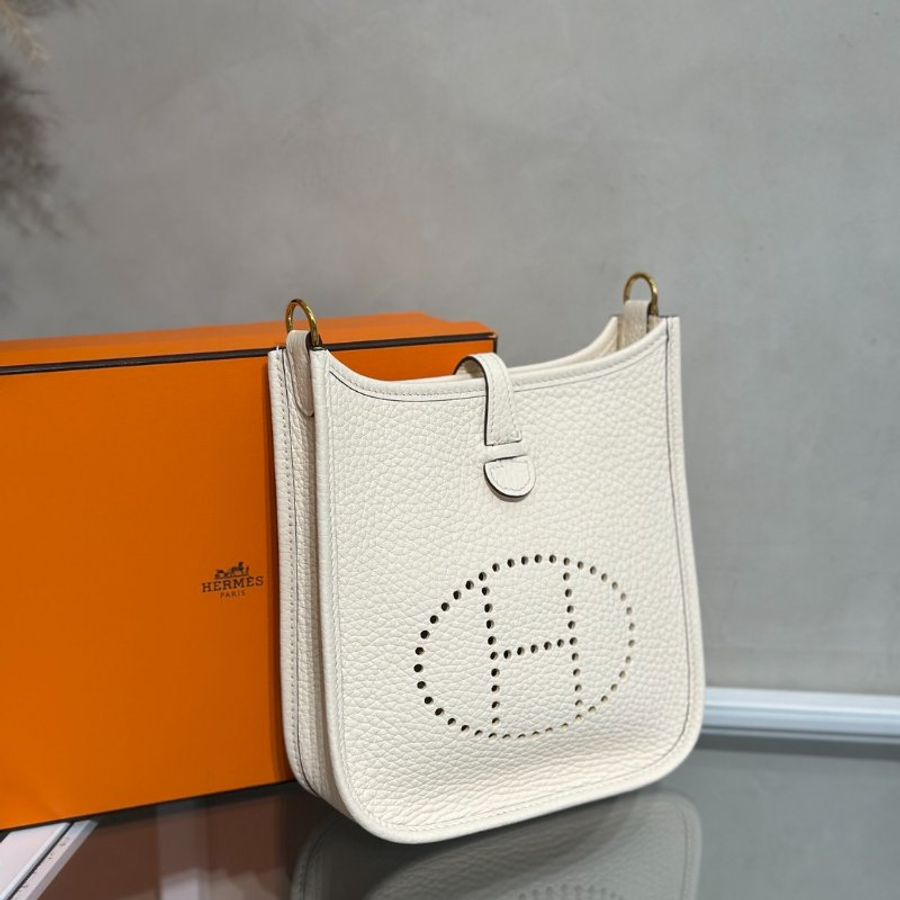 HERMES Mini Evelyne - Nata I2 奶油白金配波點背帶 Z-2