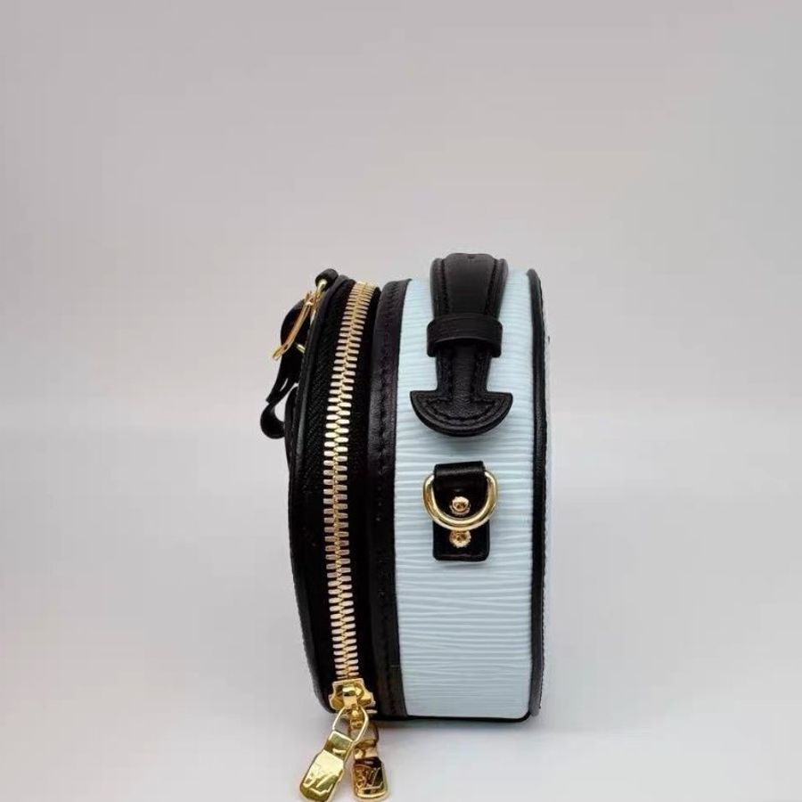 LV 薄荷綠mini圓餅包 芯片款 13*12cm 98新配件塵袋-2