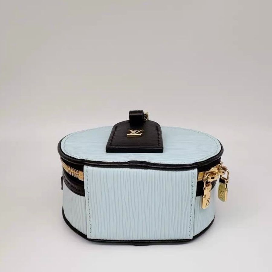 LV 薄荷綠mini圓餅包 芯片款 13*12cm 98新配件塵袋-4