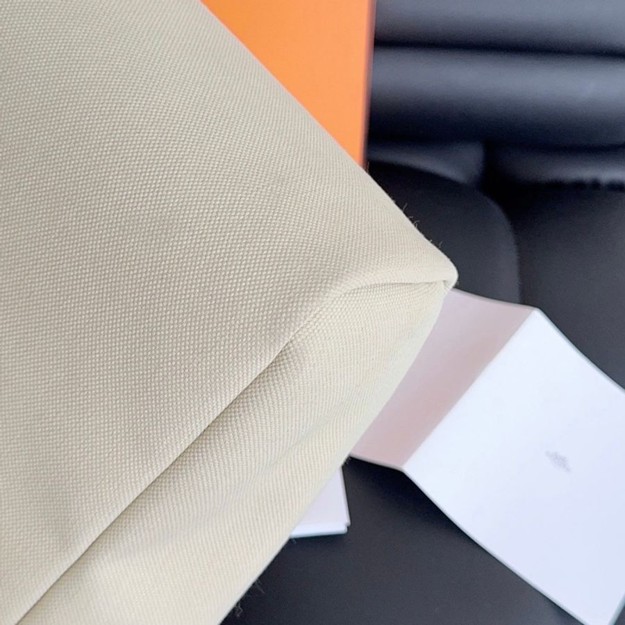 【近新閒置品】 愛馬仕 Hermes 冰川白拼金棕色 Herbag31 Z刻 銀扣 內縫 手提單肩斜挎包 五金帶膜-11