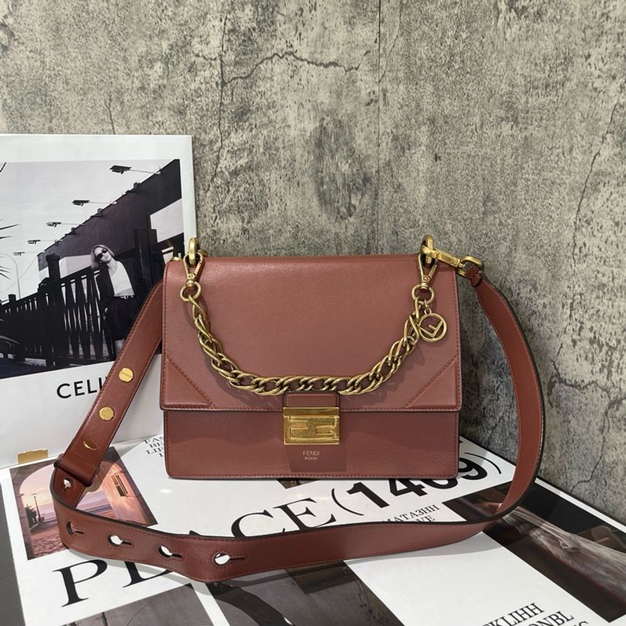 Fendi 芬迪 豆沙色 油蠟皮 復古斜挎包 郵差包 牛皮羊皮拼接-1