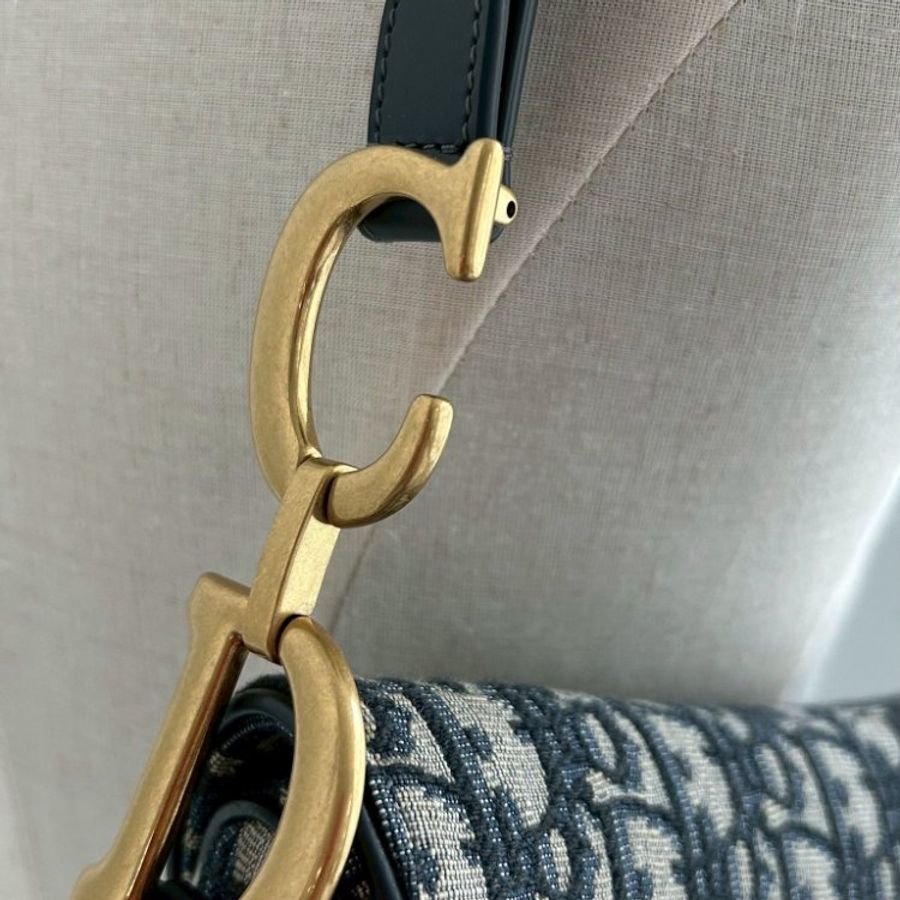 2nd-011 DIOR Saddle 中號馬鞍包(另送老花寬版背帶)-25