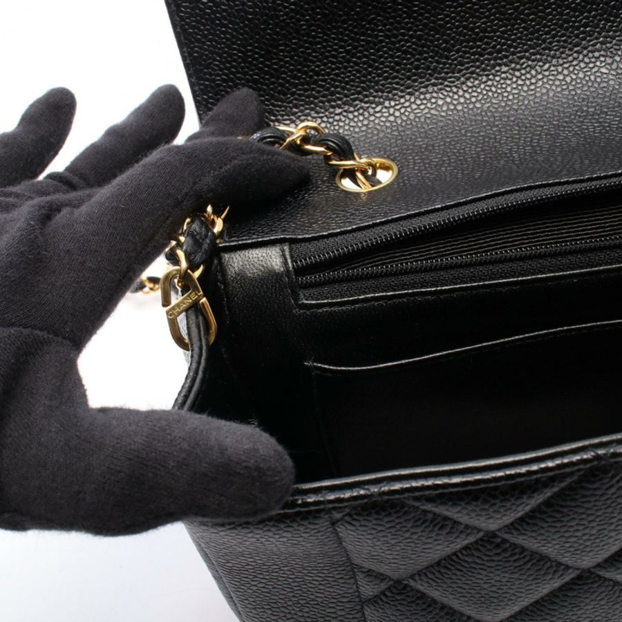 香奈兒 (CHANEL) 絎縫 Diana 翻蓋鏈條肩背包，黑色小牛皮，二手，雙C標誌-6