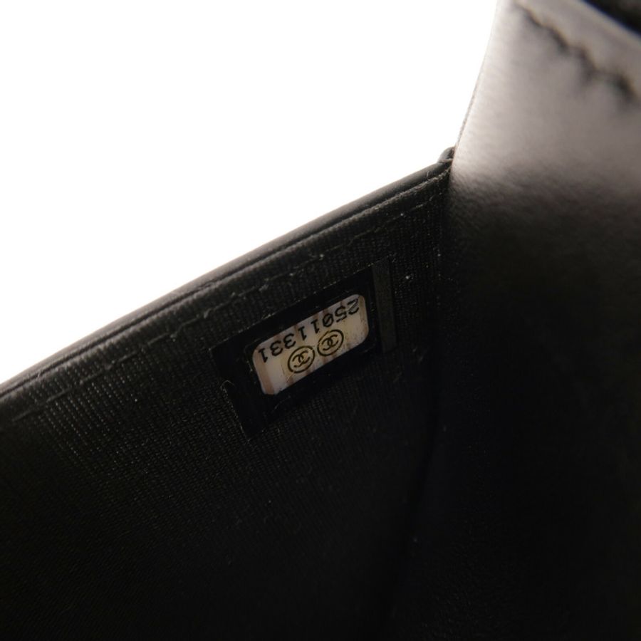 CHANEL 羊皮皮革Boy Wallet On Chain So Black鏈帶肩背袋-7