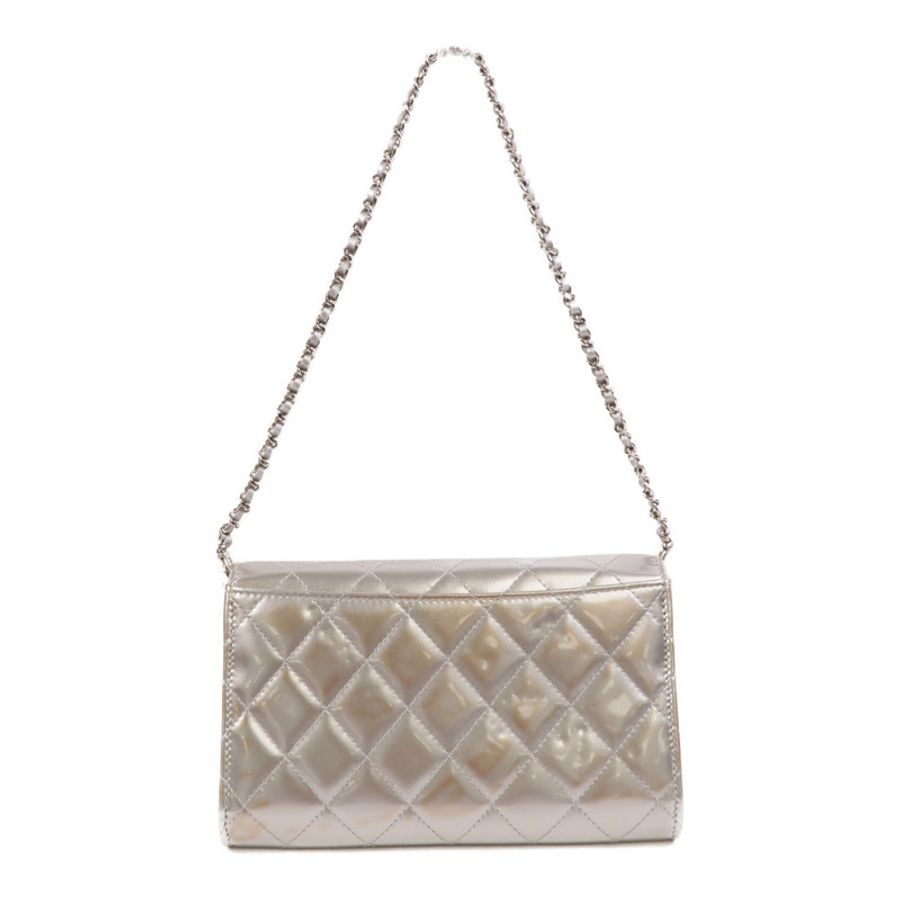 CHANEL 漆皮皮革Wallet On Chain肩背袋-1