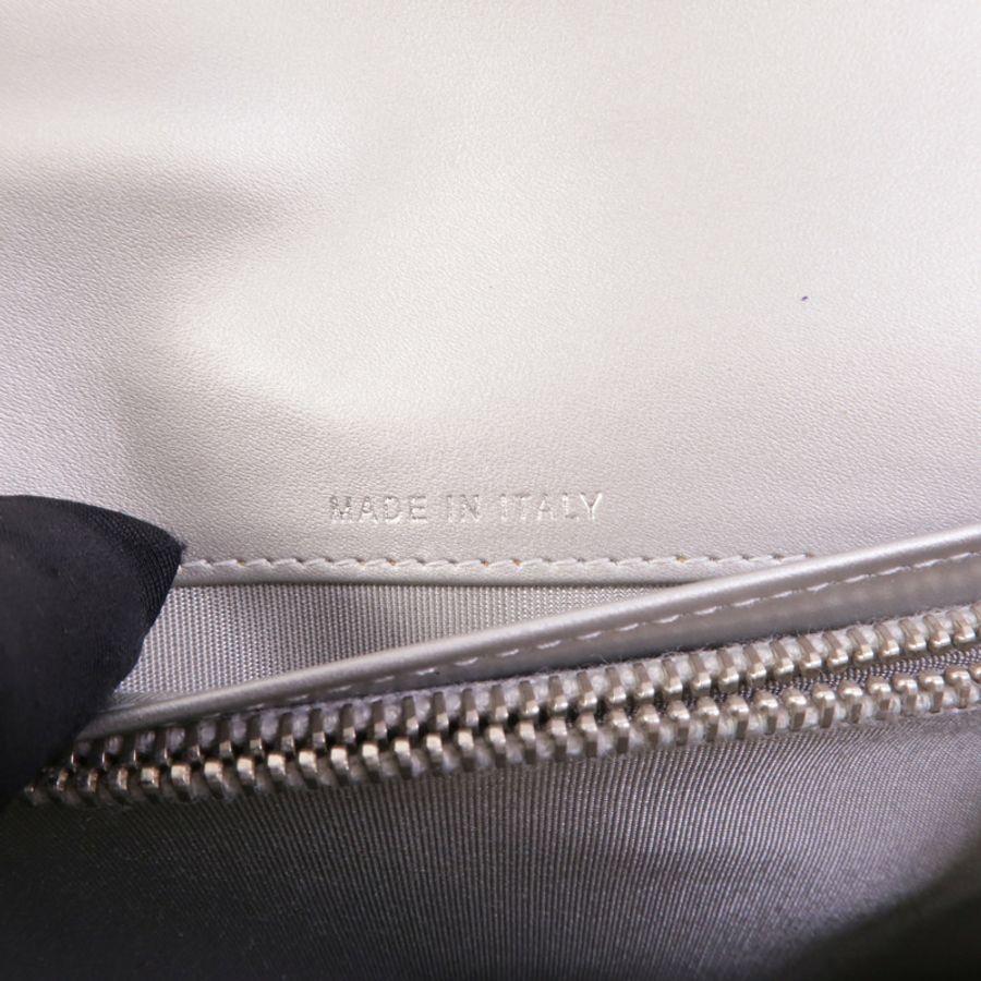CHANEL 漆皮皮革Wallet On Chain肩背袋-9