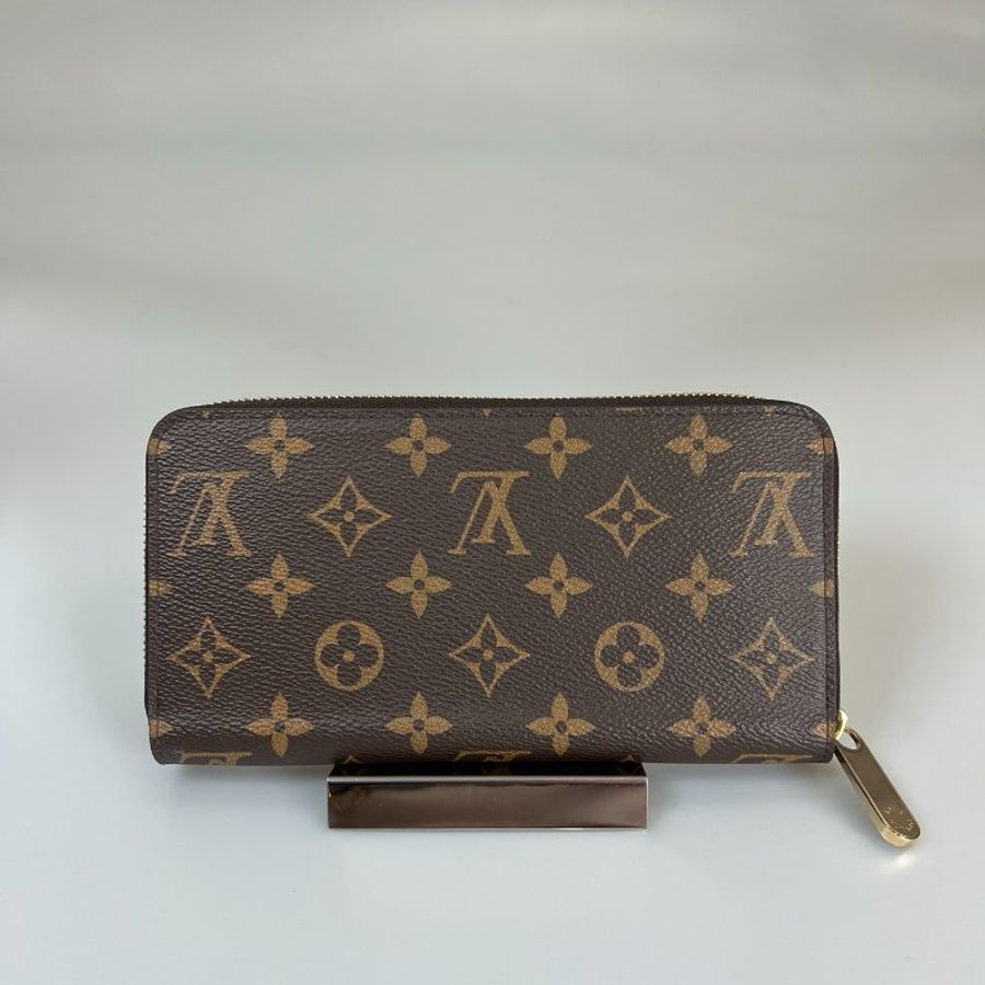 LV M41894/晶片款 老花ㄇ拉長夾 粉-1