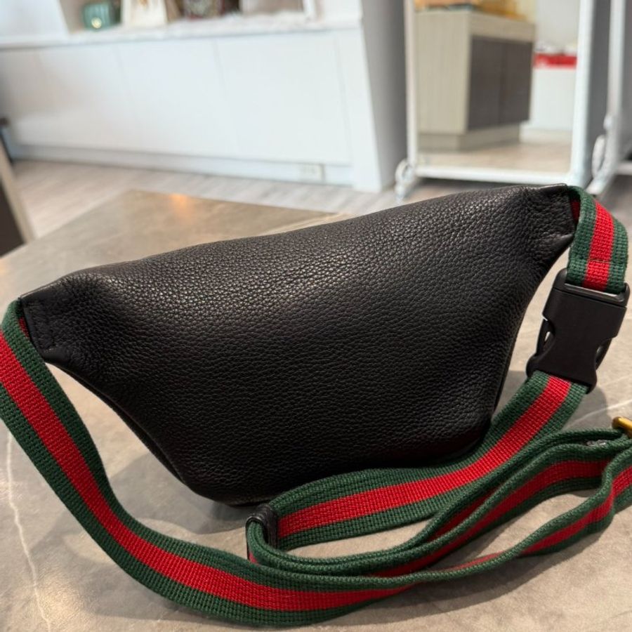 Gucci 腰包胸包 小號 黑色-1