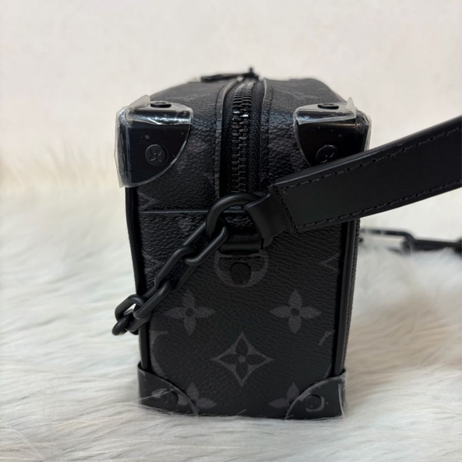 LV M44735 mini soft trunk 全黑 老花小箱包 肩背包 斜背包 側背包 男包-3