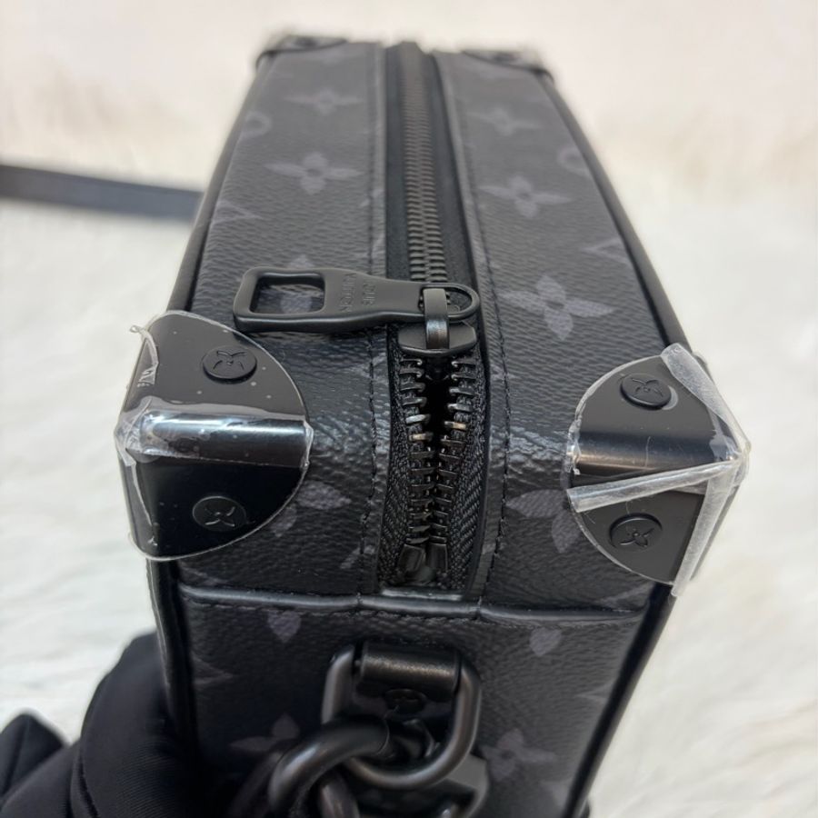 LV M44735 mini soft trunk 全黑 老花小箱包 肩背包 斜背包 側背包 男包-12
