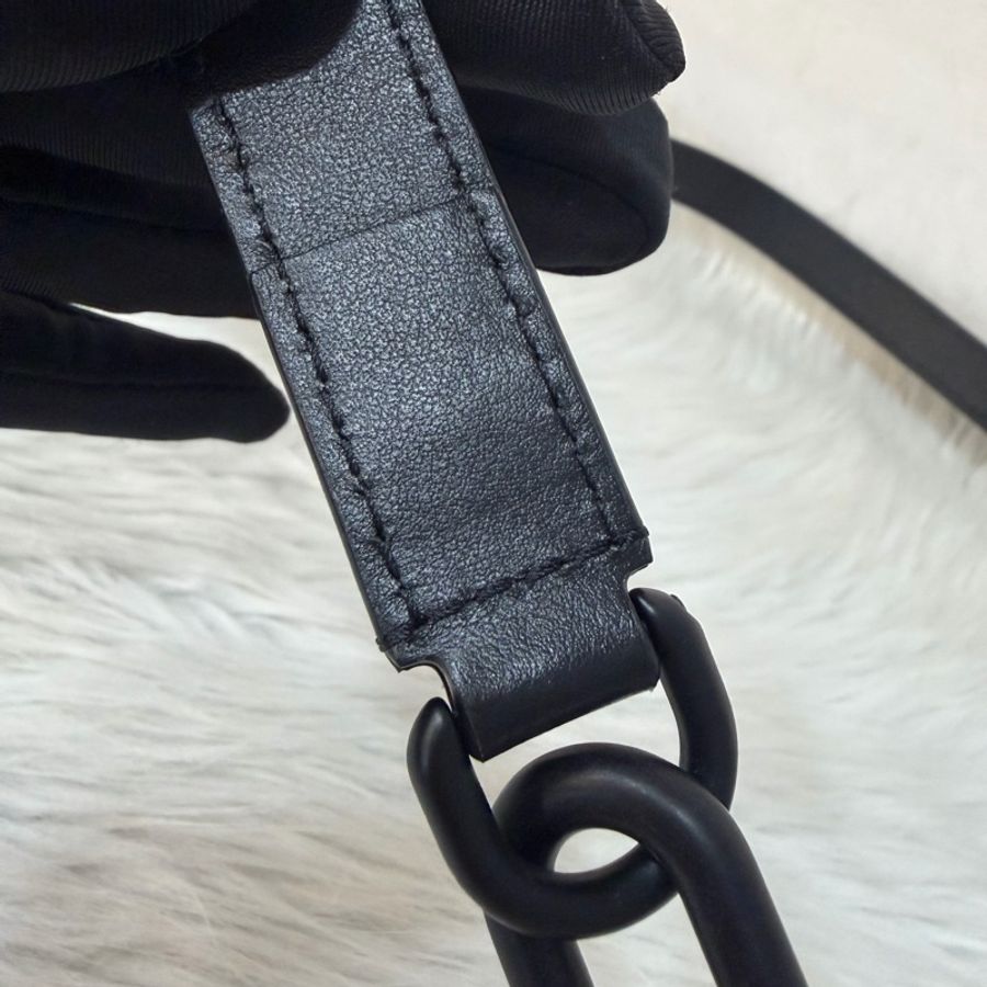 LV M44735 mini soft trunk 全黑 老花小箱包 肩背包 斜背包 側背包 男包-27