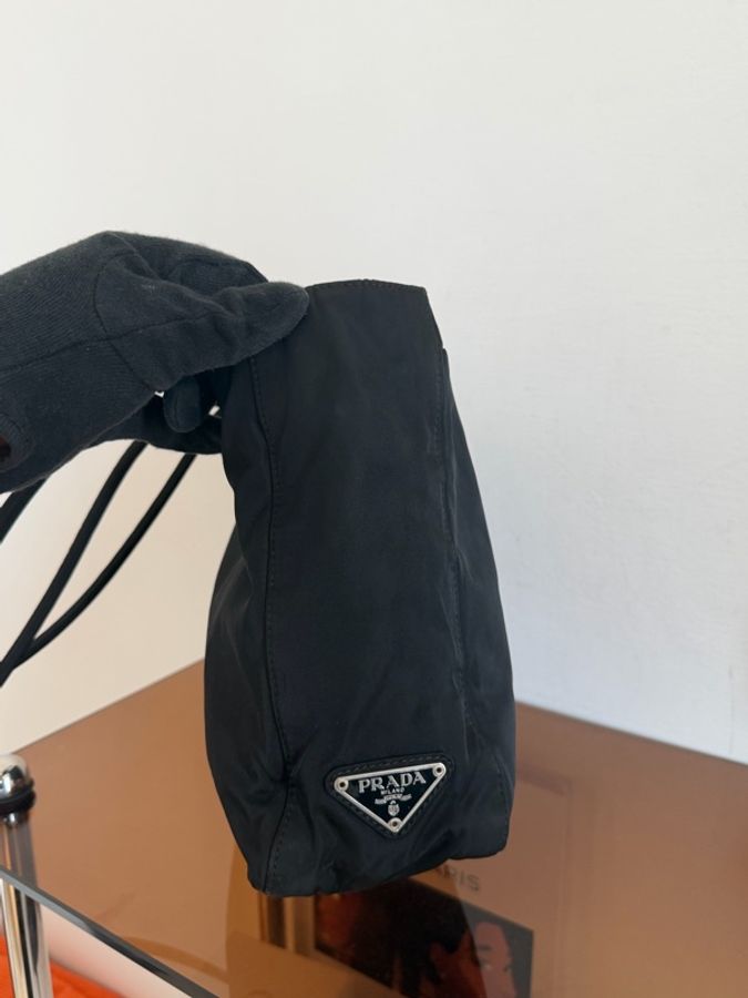 #極稀有 Prada 降落傘尼龍25 tote托特包 三角側標款-3