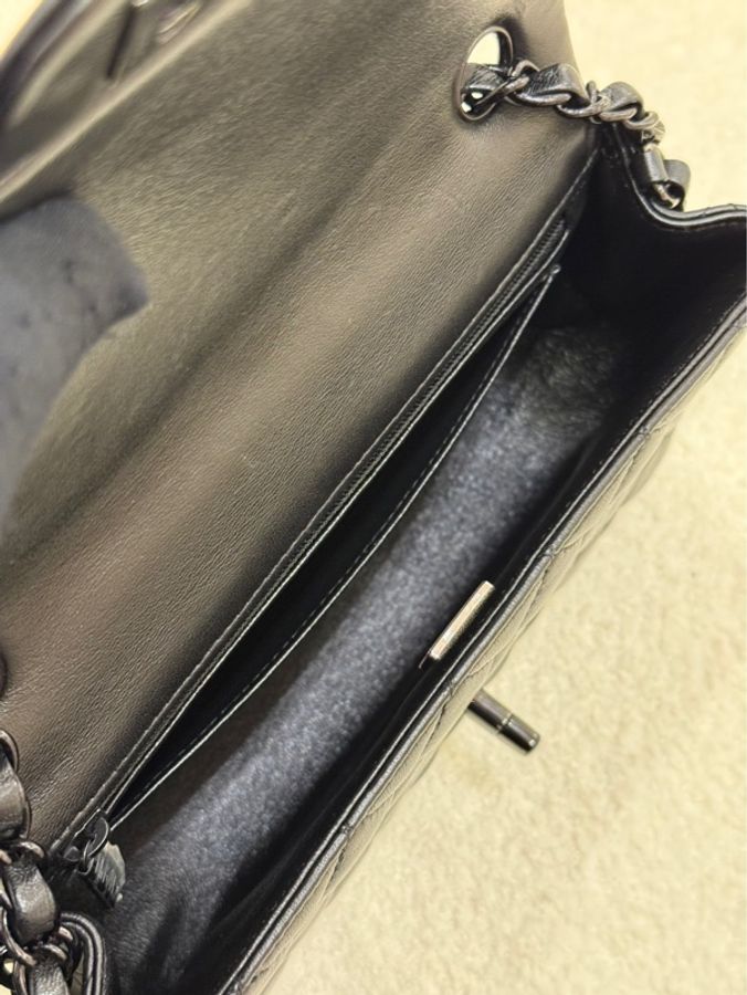 Chanel經典so black CF20-4
