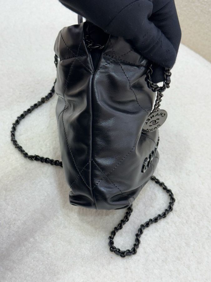 Chanel 22Mini so black-2