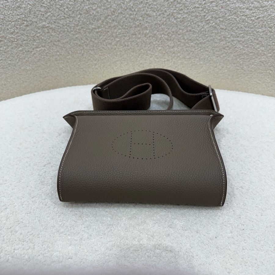 Hermès全新 videpoches 大象灰-3