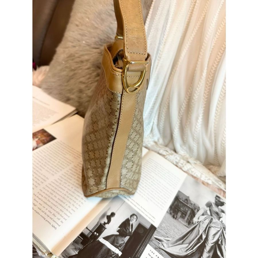 思琳CELINE 經典老花Macadam 經典凱旋門皮標斜背包 凱旋門米花圖騰-10