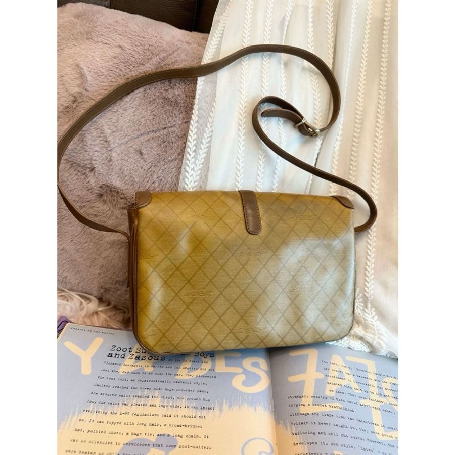 紀梵希 Givenchy古董 絕版 斜背包 賽琳 凱旋門 單肩包 斜挎包 日本中古 Vintage 肩背包 斜挎包 男生女生合用-4