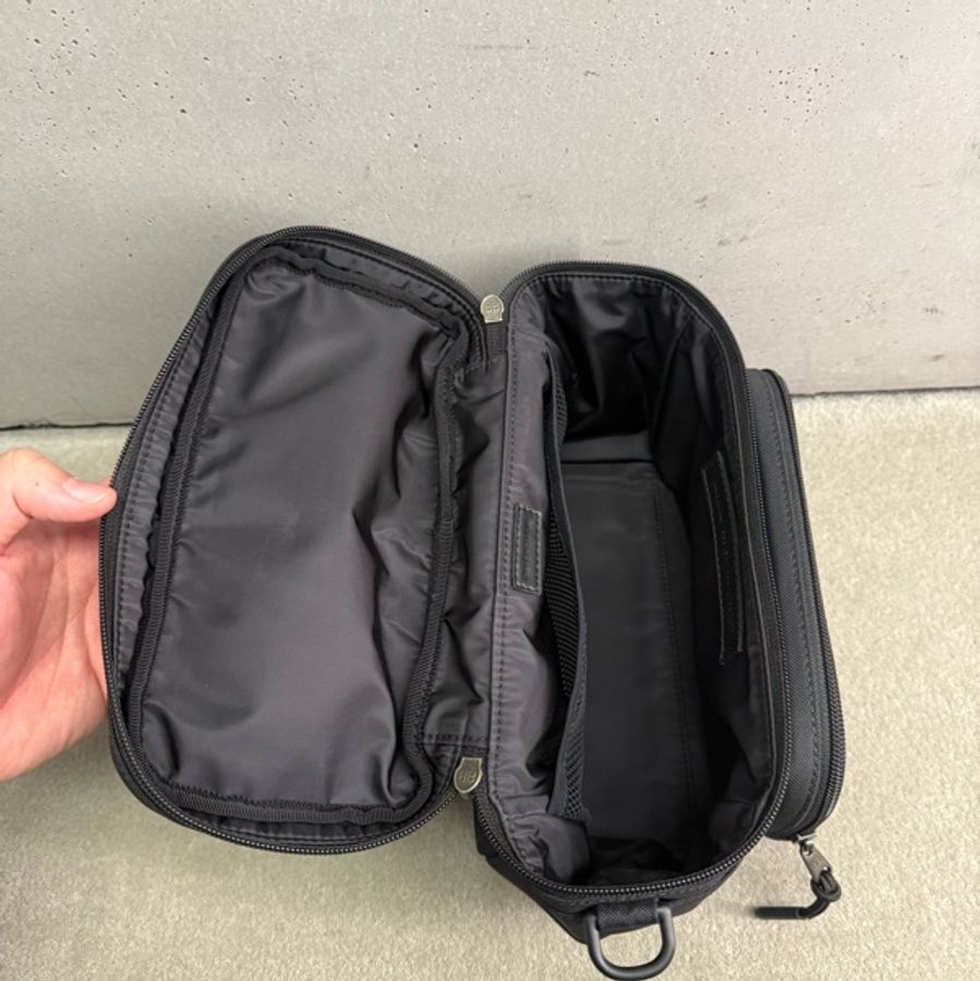 二手Balenciaga尼龍相機包-9