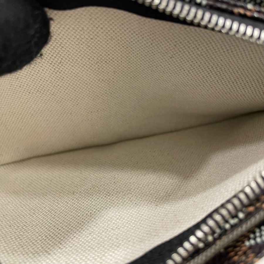 GOYARD 高雅德 PLUMET POCKET WALLET 信封斜背包 PVC帆布 黑色 銀釦-13