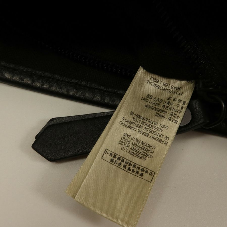 BURBERRY 塗層帆布Haymarket Check Messenger肩背袋-6